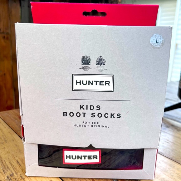 Hunter Kids Boot Socks - Black and Red Large Kids Sz 1-3 in Box - Picture 1 of 11
